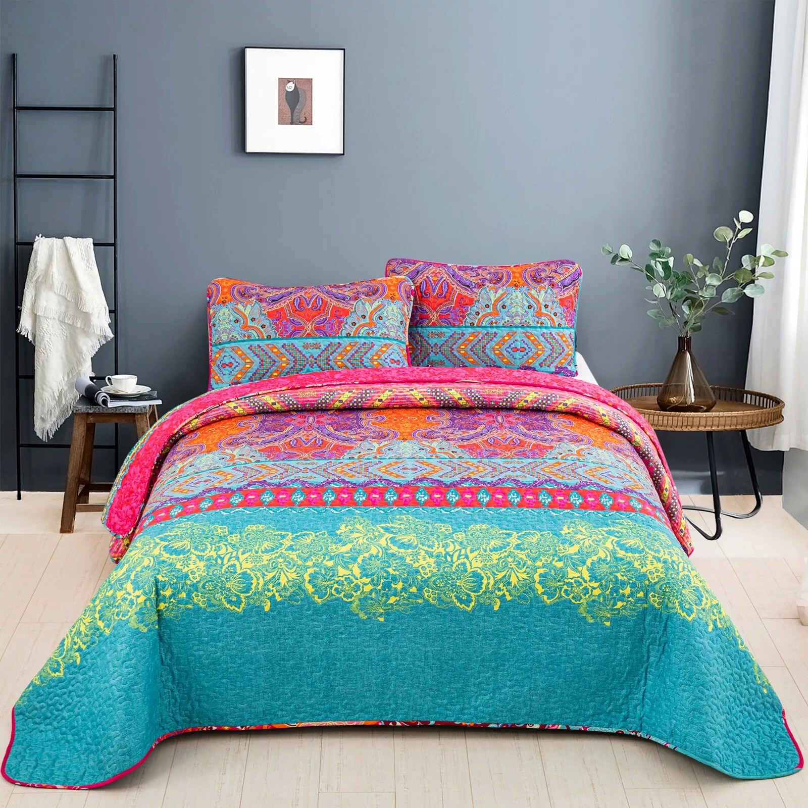 V745-MAC090168Q13U-190917-00 Colorful Quilted bedspread and pillowcovers set: Add a Splash of Color - Queen size - Image 1