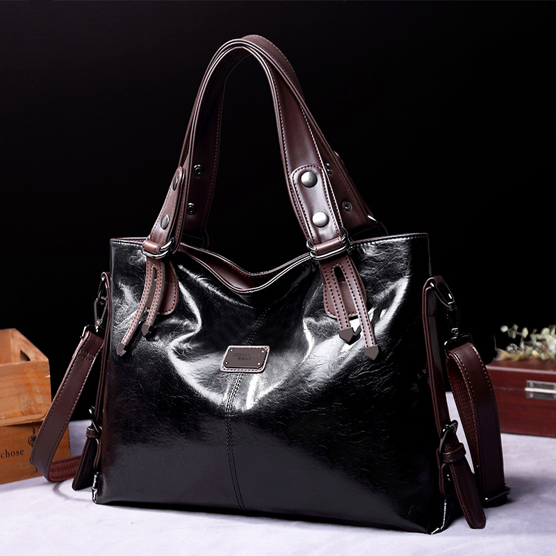 V888-ELOSUNG11542-209463-00 Classic Vintage PU Leather Handbag-Spacious Shoulder and Crossbody Tote for Women (Black) - Image 1