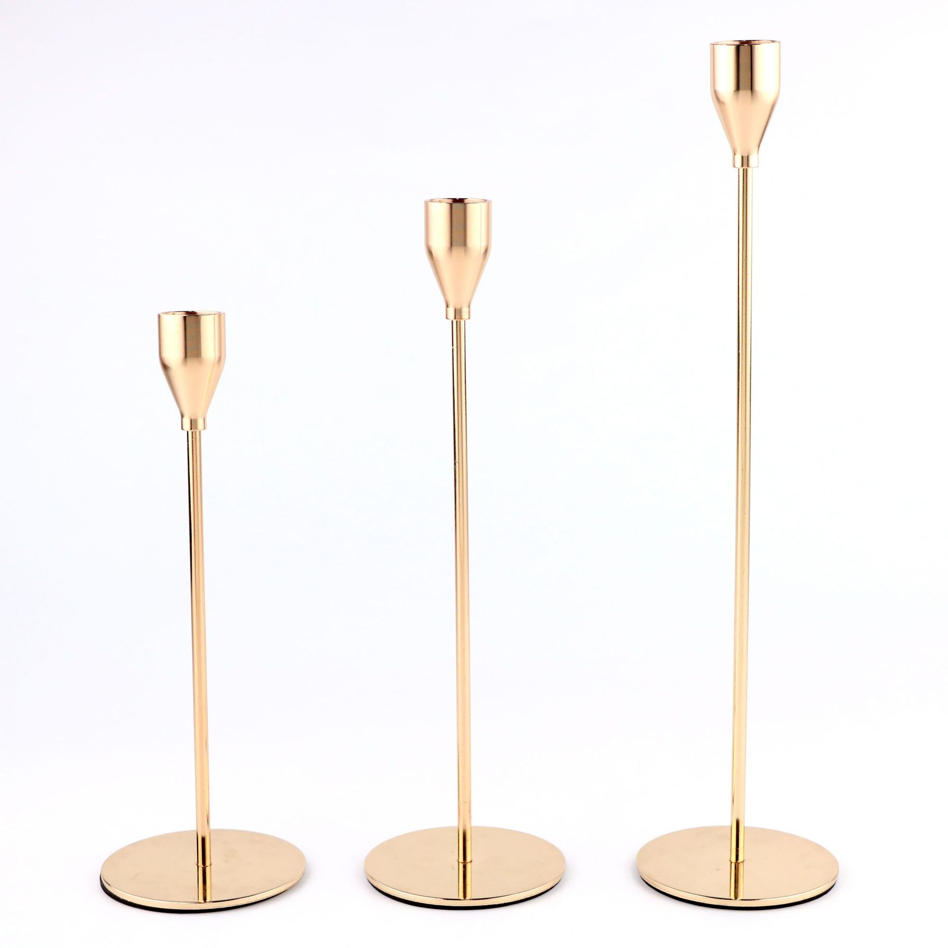 V888-ELOSUNG11811-209917-00 Minimalist Gold Metal Candle Holder Set - 3-Piece Romantic Candle Cup Set for Living Room Decor, Elegant Dinner Table Accent - Image 1