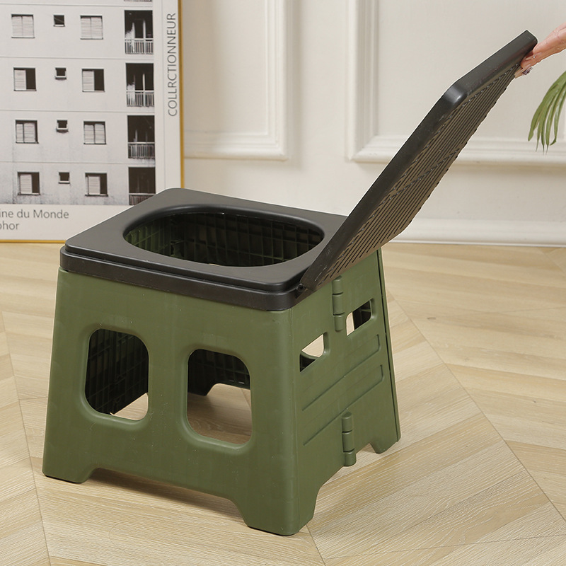 V888-ELOSUNG12906-213871-00 Green Portable Folding Outdoor Toilet with Lid - Heavy Duty 150kg Capacity - Image 1