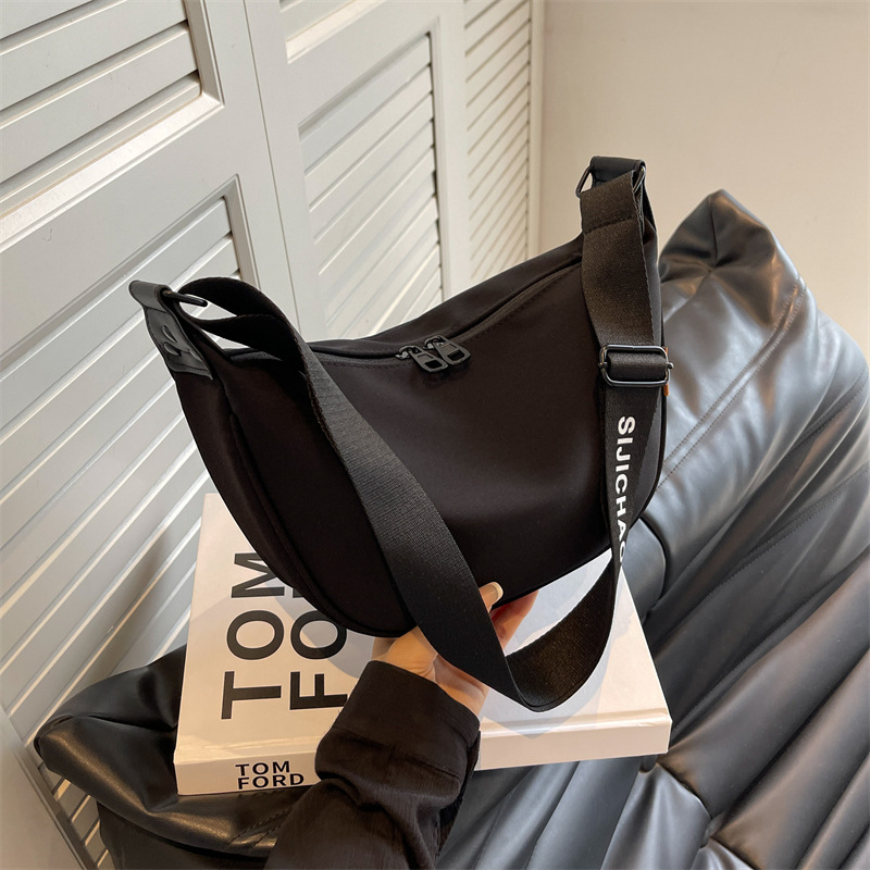 V888-ELOSUNG13970-213877-00 Black With Black Suspenders Large Capacity Canvas Shoulder Bag - Casual Crossbody Dumpling Bag - Image 1