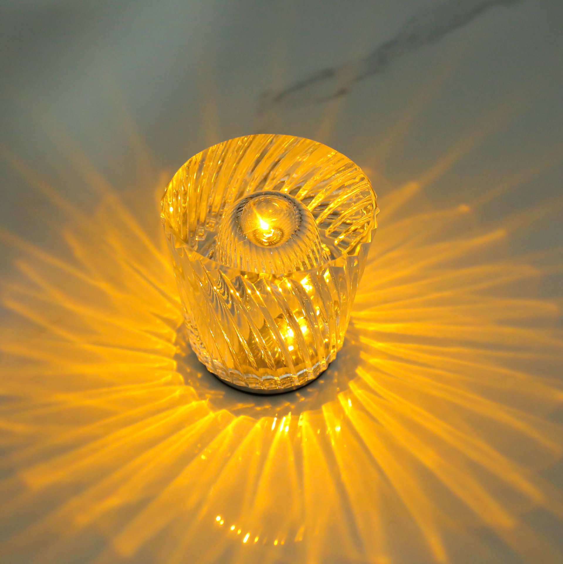 V888-ELOSUNG15455-213757-00 Crystal LED Table Lamp with Starburst Effect, Rechargeable and Portable Design,Type C 90mm (H) *88mm (W) - Image 1