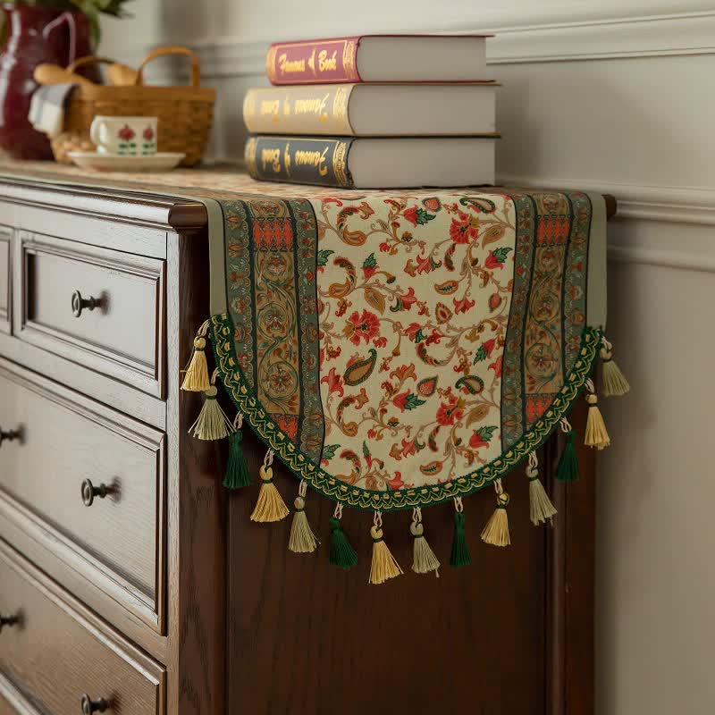 V888-ELOSUNG16053-214659-00 Green Vintage Bohemian Tassel Table Runner - 40x180cm Decorative Linen - Image 1