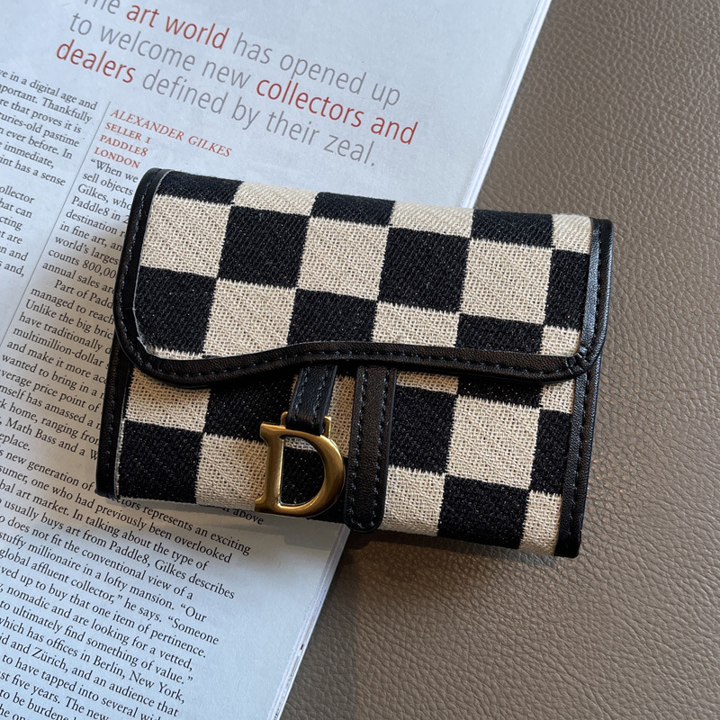 V888-ELOSUNG16620-216957-00 Black Stylish Checkered Wallet with Multiple Card Slots - Compact and Practical for Daily Use - Image 1
