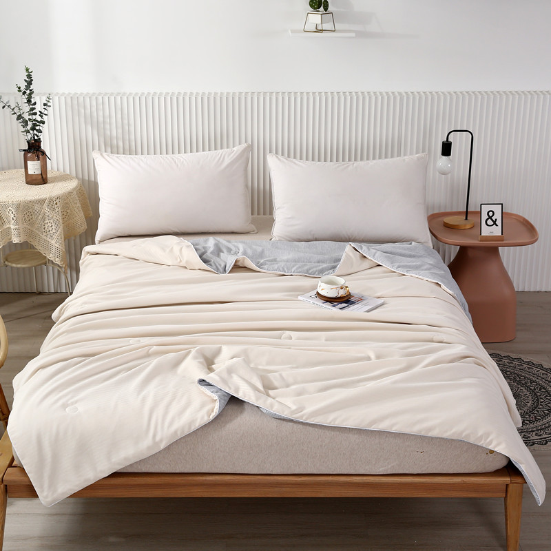 V888-ELOSUNG16819-224357-00 Beige Breathable Cotton Summer Quilt - Lightweight Cooling Blanket for Air-Conditioned Rooms - Image 1