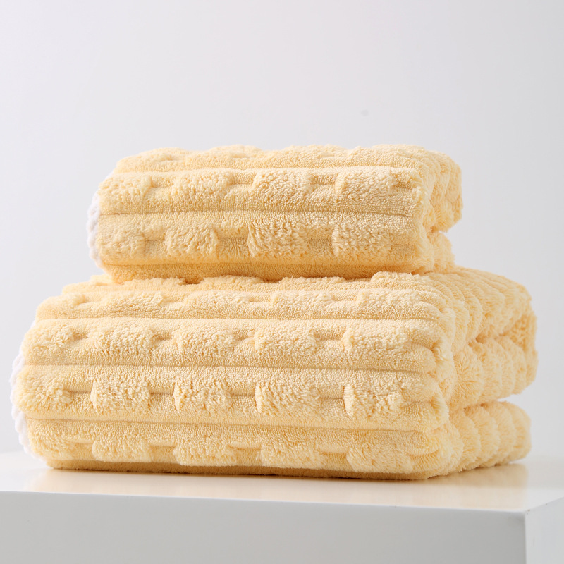 V888-ELOSUNG17786-223326-00 Yellow Thickened Coral Fleece Towel Set, Large Bath Towel & Face Towel Combo, Soft & Absorbent Towels for Home Use - Image 1