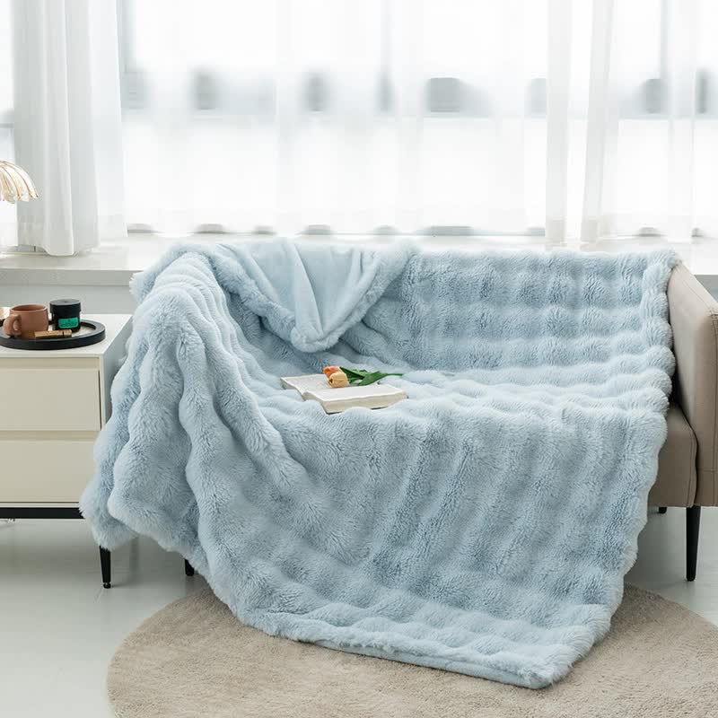 V888-ELOSUNG18059-202502241533-00 Light Blue 130*160cm Plush Toscana Rabbit Hair Throw Blanket - Soft Flannel Fleece for All Seasons, Perfect for Couch & Bed - Image 1