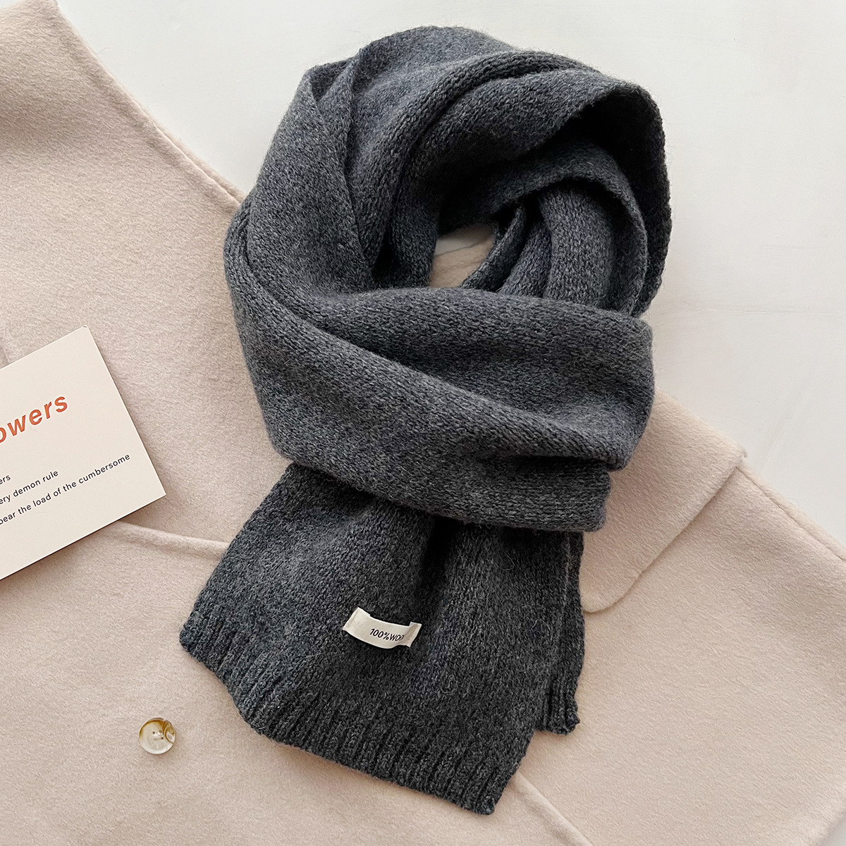 V888-ELOSUNG19614-202503111239-00 Dark Grey Luxurious 100% Wool Scarf for Women and Men - Soft, Warm, and Stylish - Image 1