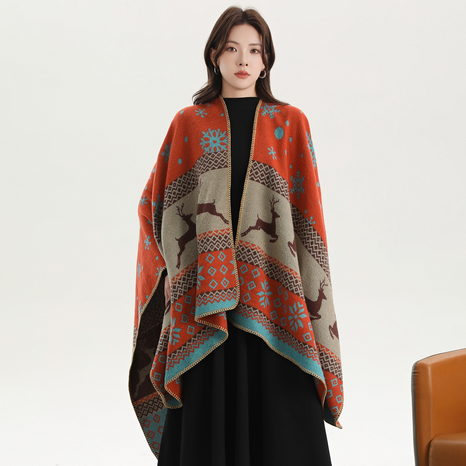 V888-ELOSUNG19674-202503111120-00 Christmas Star Fawn Orange Elegant Autumn Winter Shawl - Artistic Split-Design Knit Cloak with Oil Painting Style - Image 1