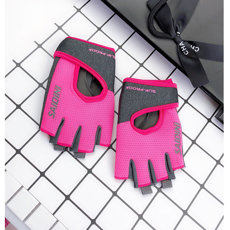 V888-ELOSUNG19724-202503121341-00 M Rose Red 2-PCS Women's Half-Finger Fitness Gloves - Anti-Slip Breathable Gloves for Yoga, Spin Bike, and Weight Training - Image 1