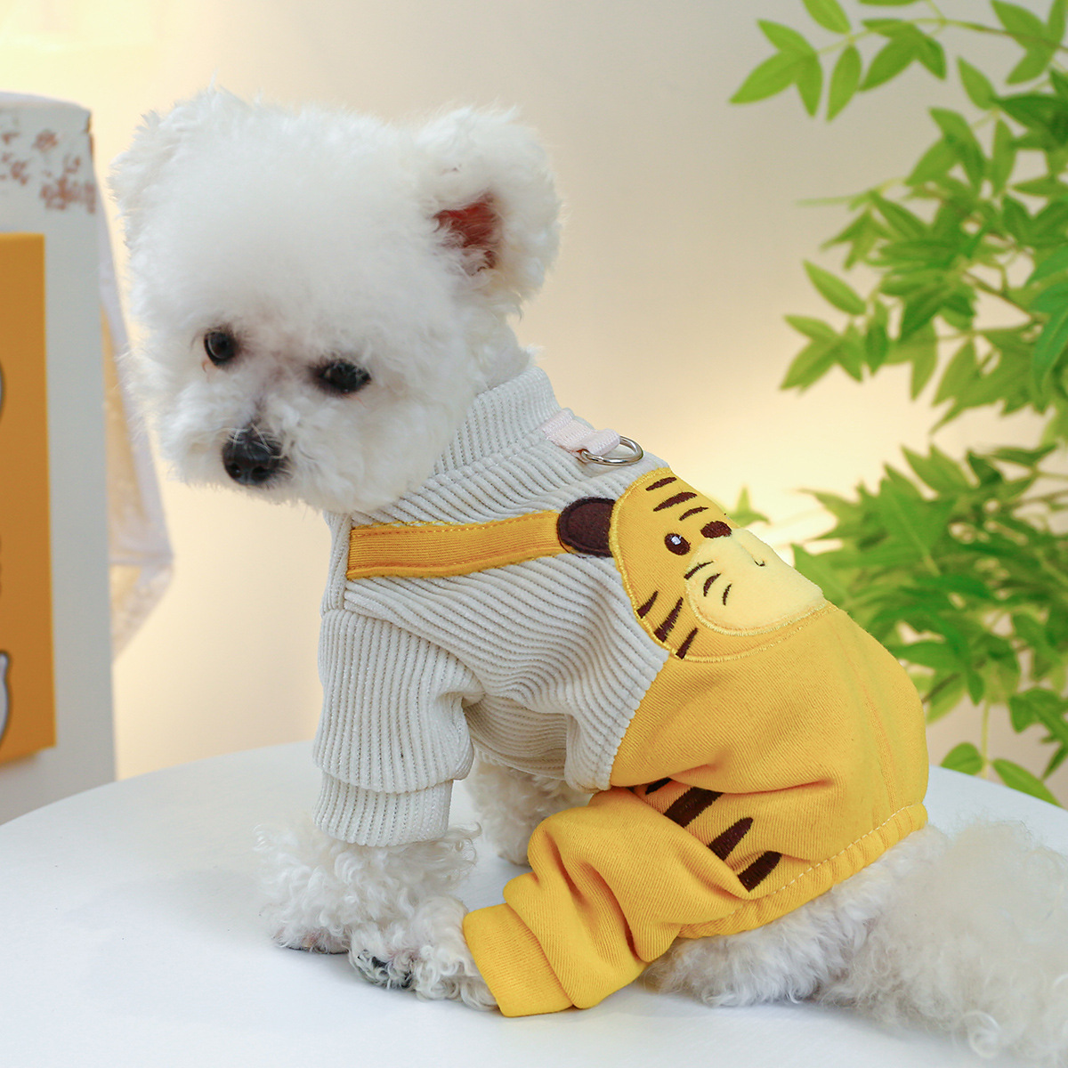 V888-ELOSUNG19775-202503141132-00 L Little Tiger Bib Pants Cute Four-Legged Dog Clothes - Spring/Summer Pet Outfit, Soft & Breathable - Image 1