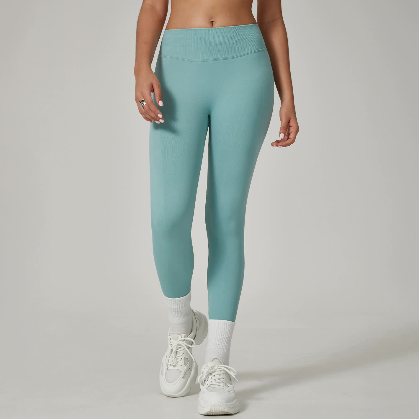 V888-ELOSUNG20258-226001-00 Light Blue High-Waisted Butt Lift Yoga Pants for Women - Peach Hip Design, Full-Length Leggings, Workout and Fitness Activewear size M - Image 1