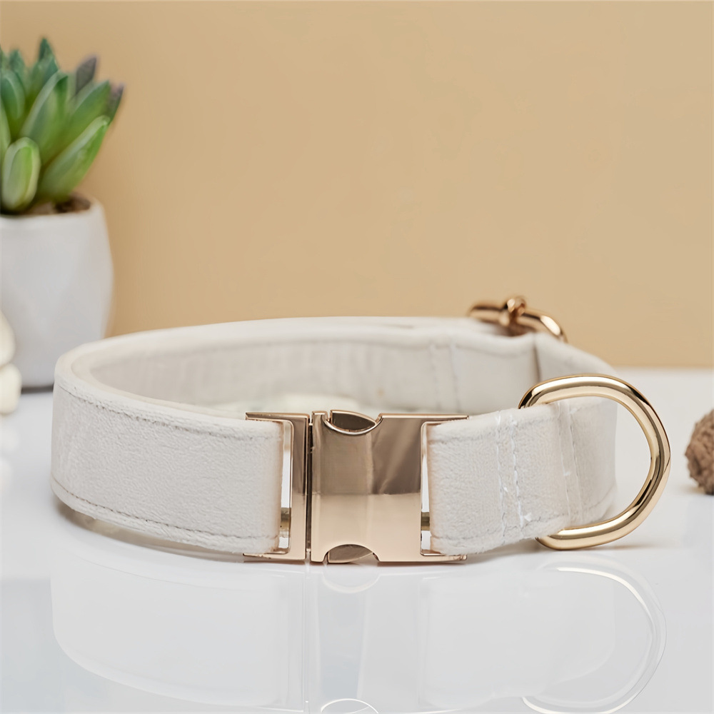 V888-ELOSUNG20405-227253-00 Beige Durable Dog Collar with Metal Buckle - Adjustable Nylon Pet Collar for Small to Large Dogs Size M - Image 1
