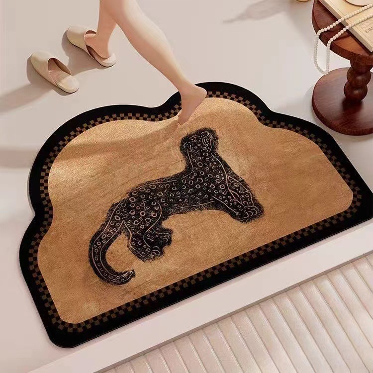 V888-ELOSUNG20931-202503121447-00 Leopard in the Boudoir Diatomaceous Earth Bathroom Mat - Vintage Design, Fast-Dry Anti-Slip 50*80cm - Image 1