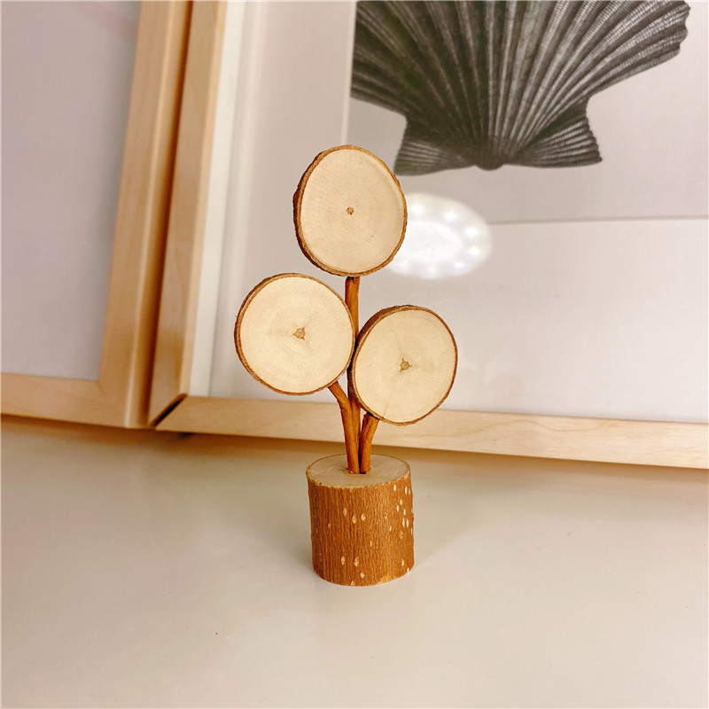V888-ELOSUNG21552-202503041406-00 Brown Charming Wooden Disc Desktop Decoration - Rustic 8-10cm Wood Craft for Home Elegance - Image 1