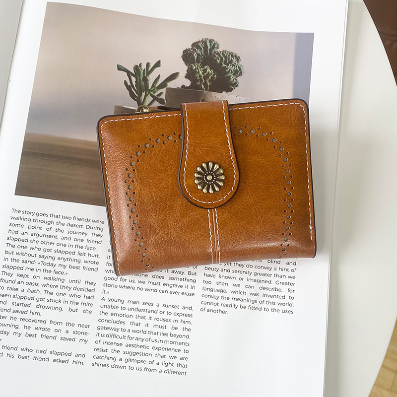 V888-ELOSUNG21560-202503051016-00 Brown Vintage PU Leather Women's Short Wallet - Elegant Zipper Coin Pocket Multi-Function Card Holder - Image 1