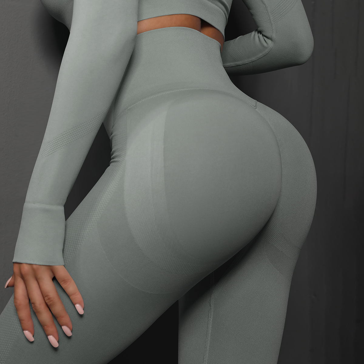 V888-ELOSUNG23123-202503211711-00 Size M Light Grey Seamless High-Waisted Yoga Pants for Women - Lift Workout Leggings for Running, Gym, and Fitness - Image 1