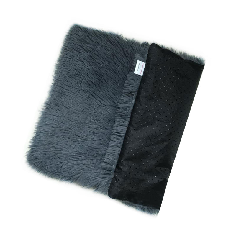V888-ELOSUNG23568-202504031740-00 Dark Grey Plush Pet Mat for Dogs and Cats - 50x70cm, Anti-Slip, Warm and Cozy for Autumn and Winter - Image 1