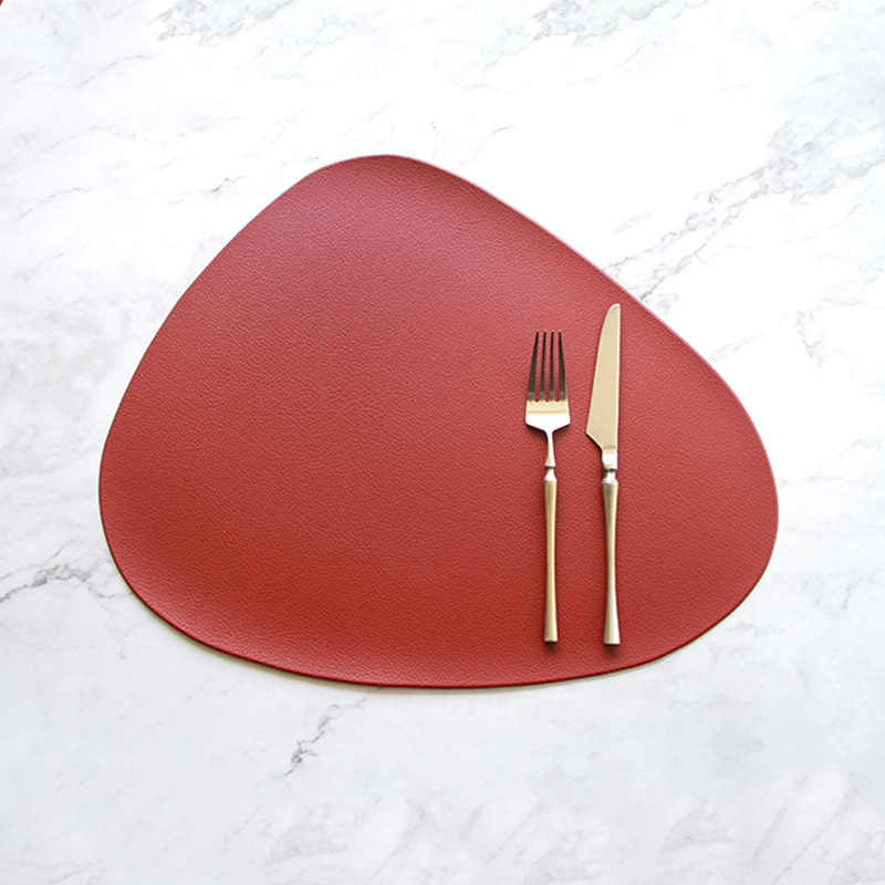 V888-ELOSUNG23580-202504031740-00 4 Pcs Red Nordic-Style PVC Leather Placemats Set of 4 - Waterproof, Heat-Resistant, and Oil-Proof Triangular Table Mats - Image 1