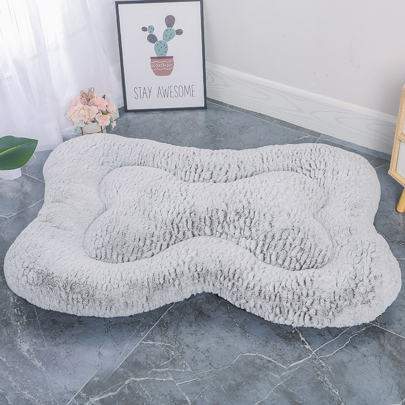 V888-ELOSUNG24075-202503251611-00 L Coffee Rose Velvet Fish Scale Pet Bed - Creative Bone-Shaped Soft and Cozy Dog & Cat Nest - Image 1