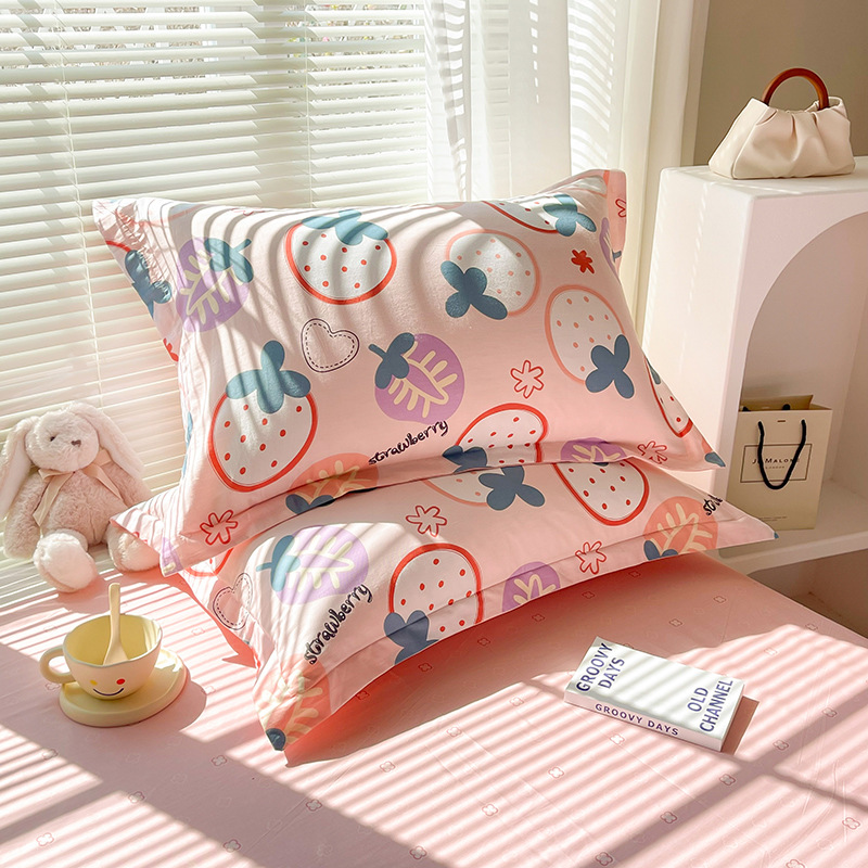 V888-ELOSUNG24558-202504141522-00 Strawberry Pattern 100% Cotton Pillowcase Set (Pack of 2) - Breathable Standard Size 48x74cm Pure Cotton Pillow Covers - Image 1