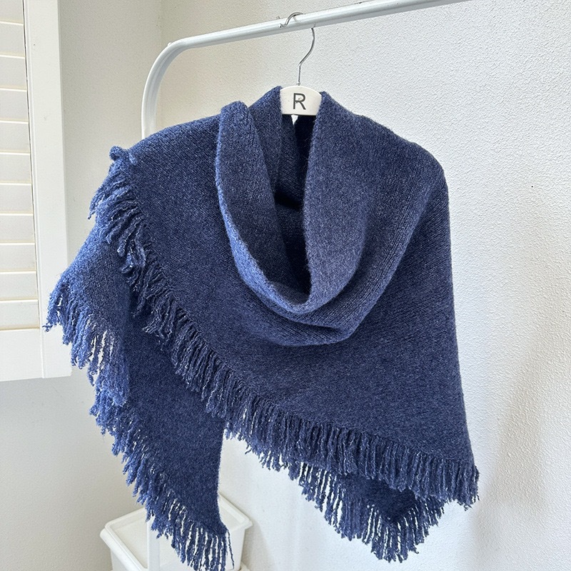 V888-ELOSUNG24682-202504171737-00 Navy Blue Elegant Knit Scarf Shawl with Tassels - Versatile Warm Wrap (65cm x 175cm) - Image 1