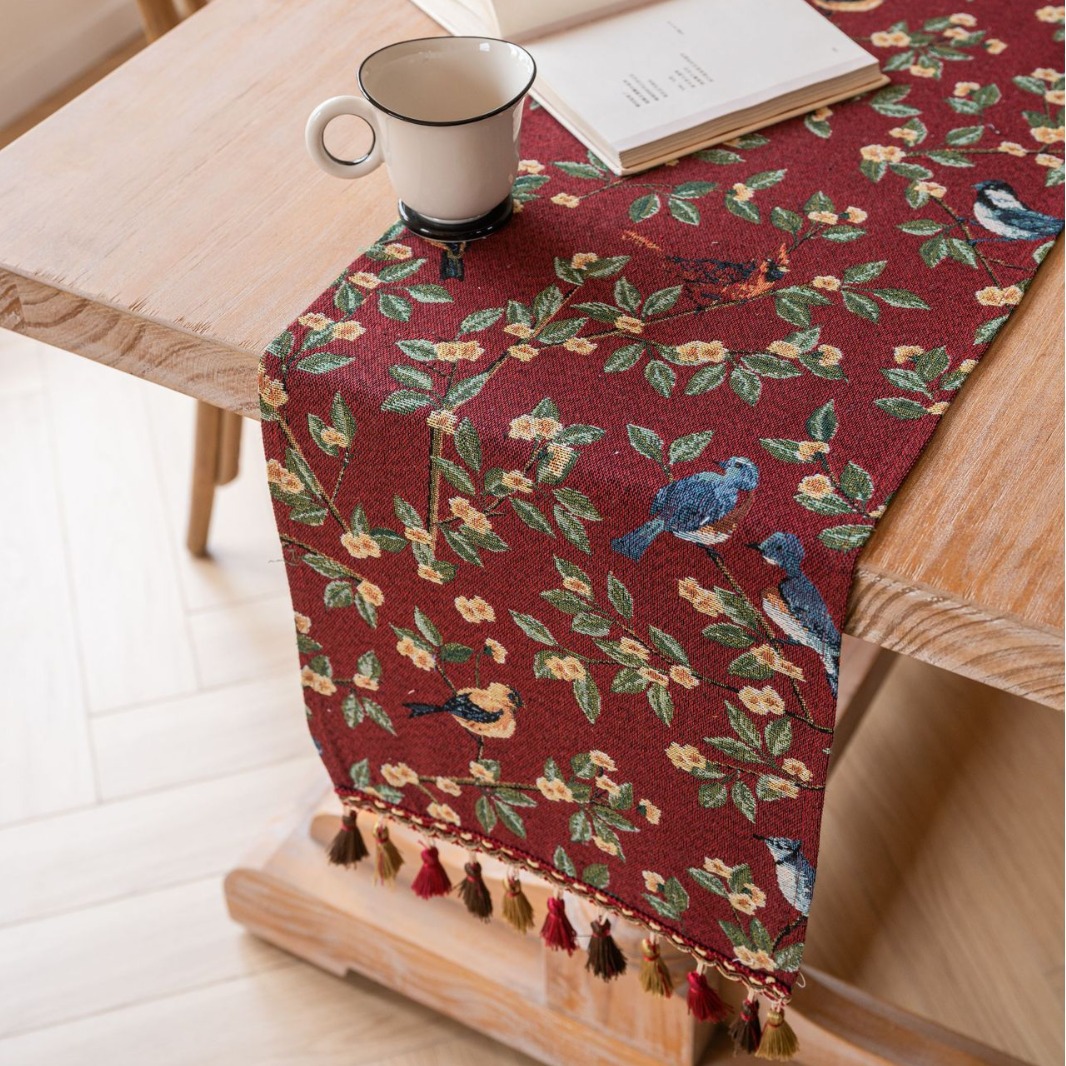 V888-ELOSUNG24902-202504211247-00 Jacquard Date Red Two Orioles 33-180cm Elegant Geometric Jacquard Table Runner with Tassels - Modern Dining & Coffee Table Decor - Image 1