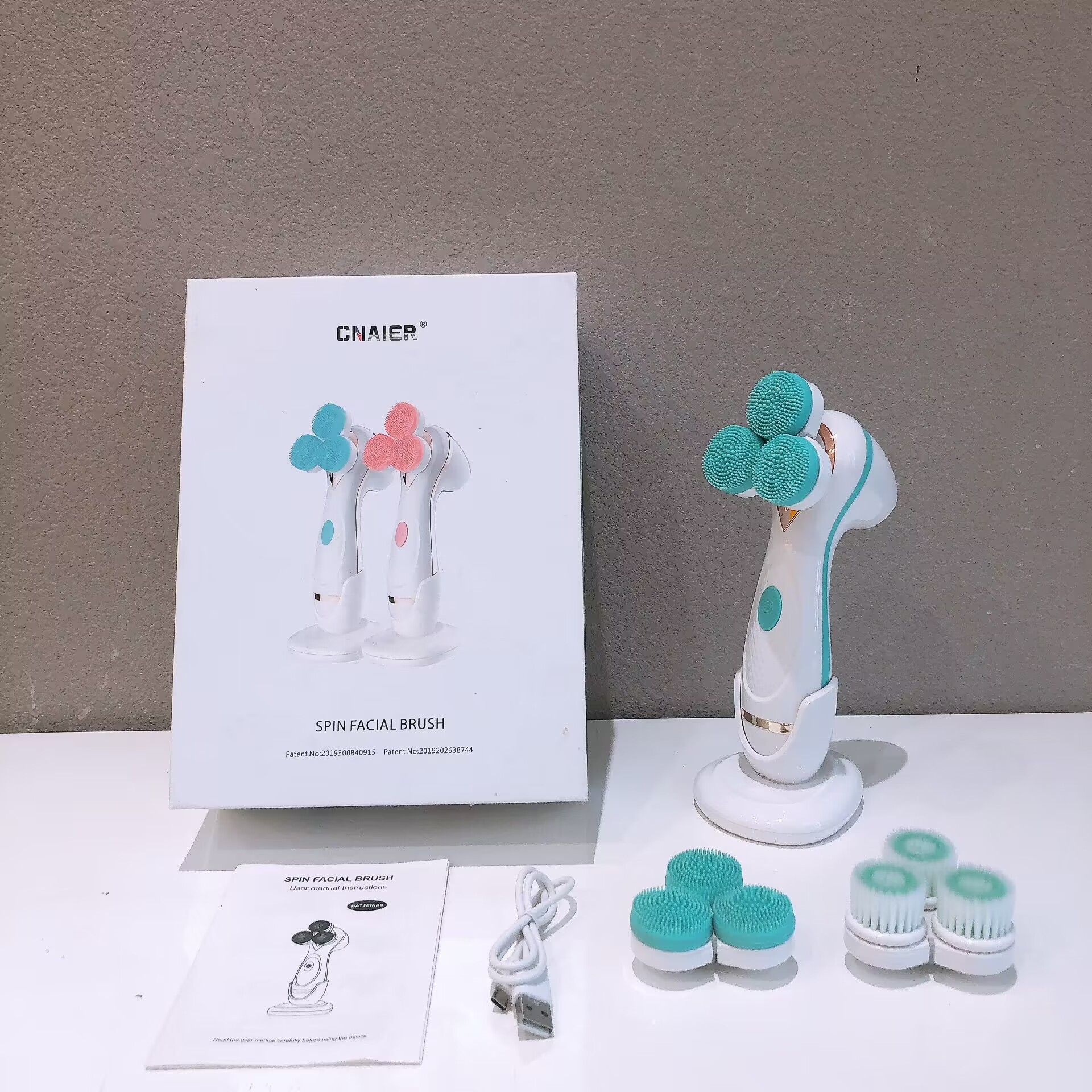 V888-ELOSUNG26214-202504211235-00 Blue 3-Head Electric Facial Cleansing Brush - Rechargeable Spin Scrubber Kit - Image 1