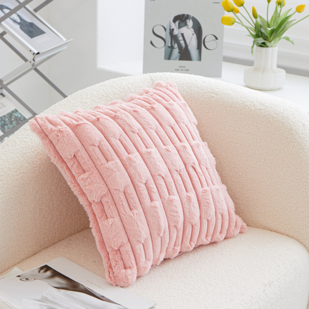 V888-ELOSUNG26937-202505191353-00 A pair of pink Plush Faux Rabbit Fur Throw Pillow Cover - Textured Wheat Ear Design (45x45cm) - Image 1