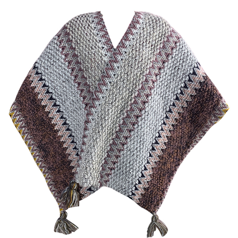 V888-ELOSUNG28074-202504281316-00 Grey Cozy Knitted Poncho Cape - Thick Mohair Blend Winter Shawl Wrap (106x135cm) - Image 1