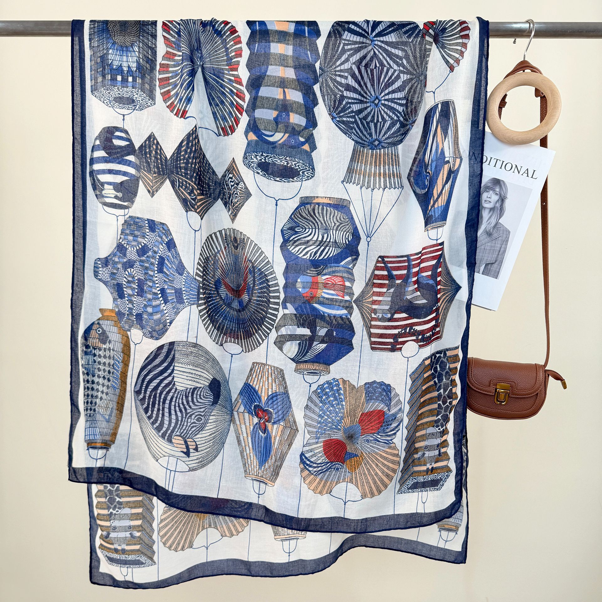 V888-ELOSUNG28378-202505131725-00 2-Piece Blue Border Retro Lantern Print Scarf - Fashionable Niche Design for Women - Image 1