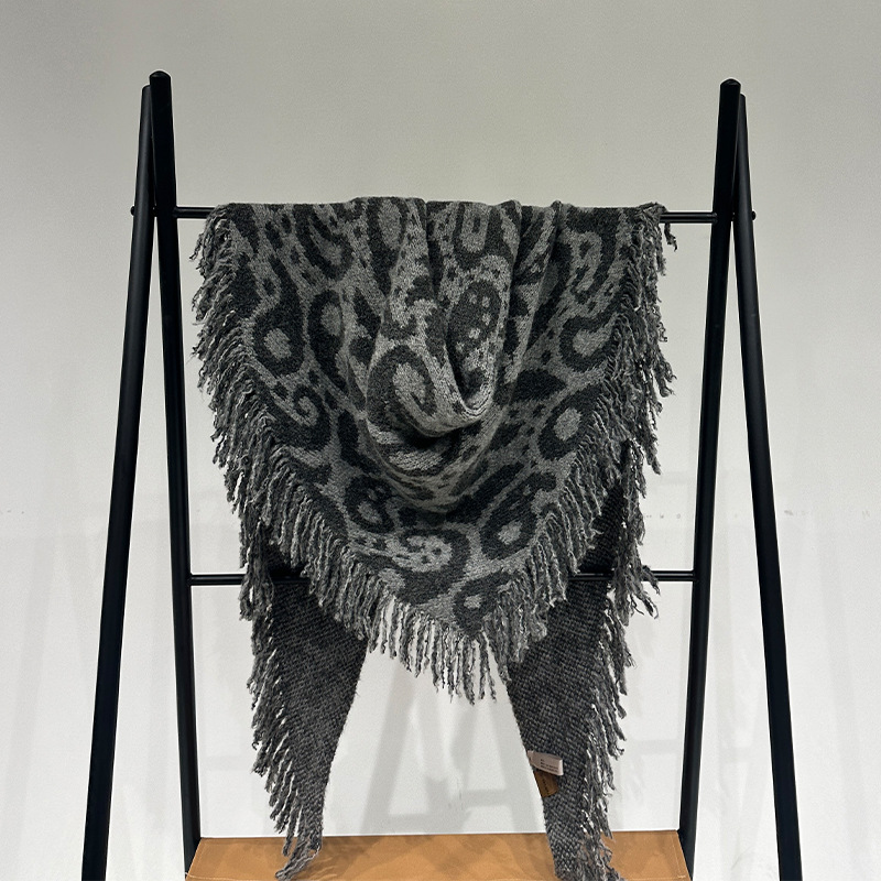 V888-ELOSUNG28405-202505131727-00 Grey Luxurious Fringe Wool and Lambswool Scarf for Women - Thick Warm 60 x 170 cm Shawl - Image 1