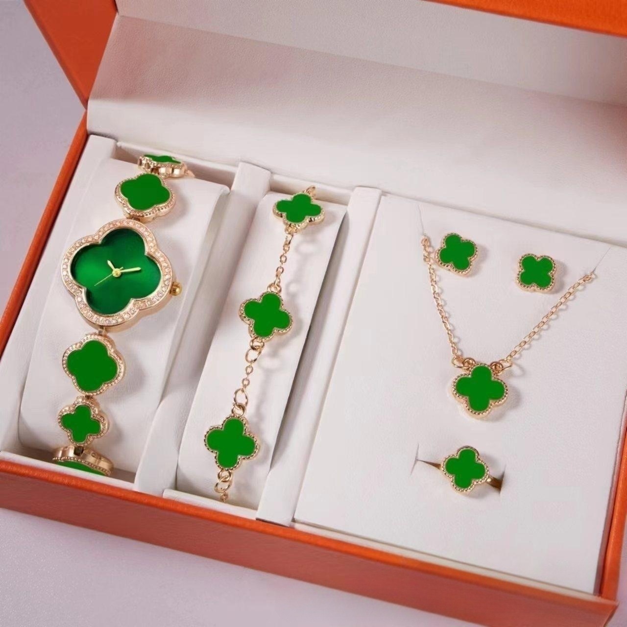 V888-ELOSUNG29004-202505191415-00 Elegant 5-Piece Women's Jewelry & Watch Set - Crystal Accented Heart Design(Green) - Image 1