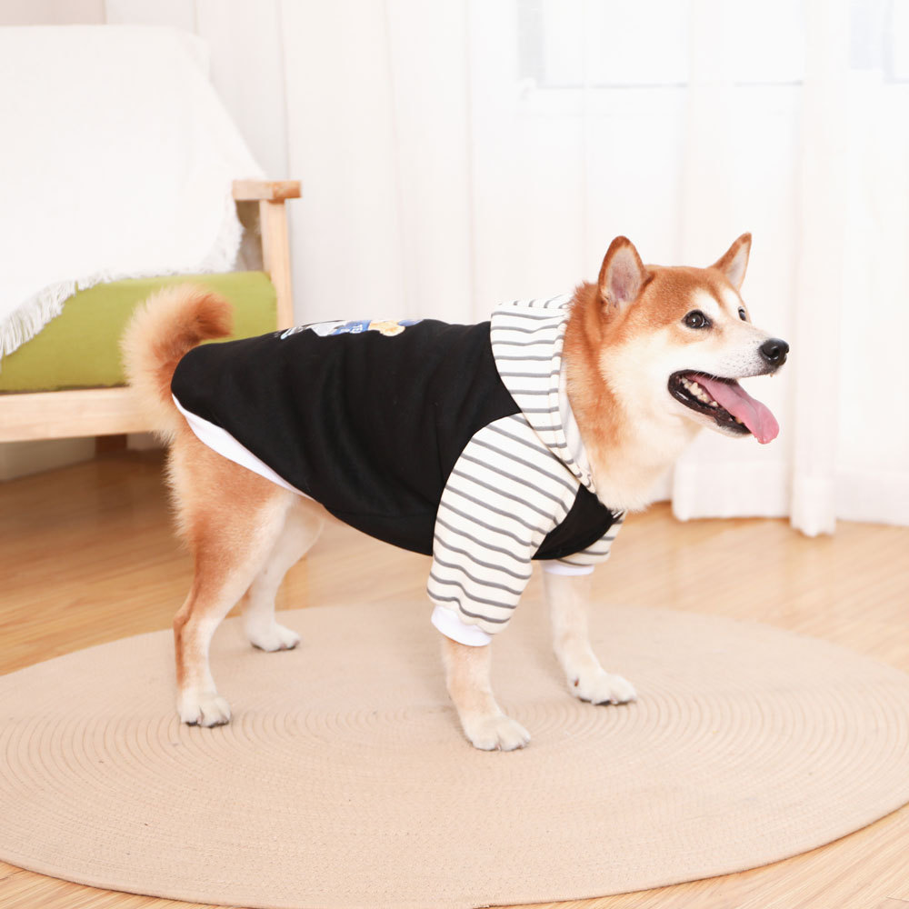 V888-ELOSUNG31199-202505281025-00 Autumn/Winter Dog Clothes - Black Hoodie with Striped Hood & Baseball Bear (Size - 2XL) - Image 1