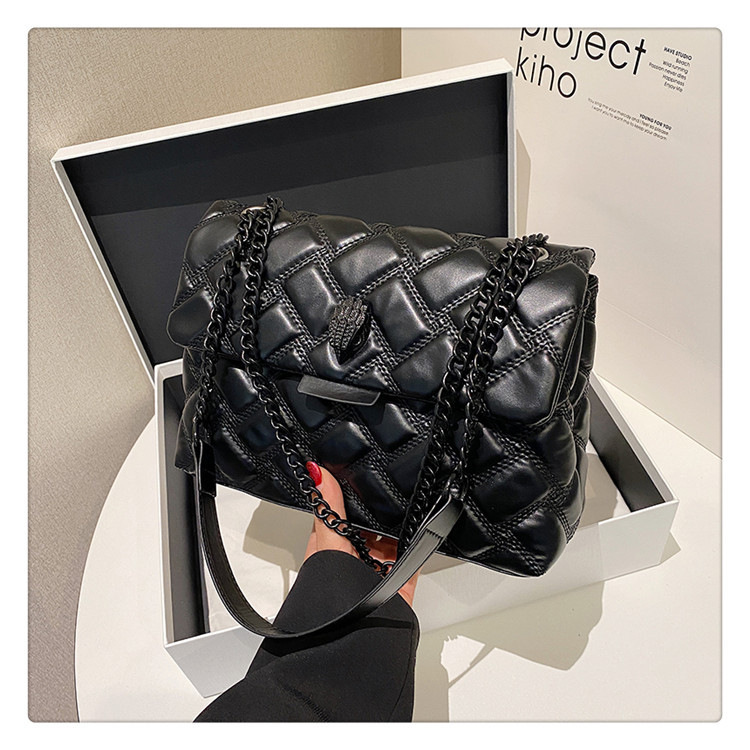V888-ELOSUNG32133-202505301135-00 Black Chic Quilted Crossbody Bag for Women - PU Leather Diamond Pattern Chain Strap Shoulder Purse with Elegant Clasp - Image 1