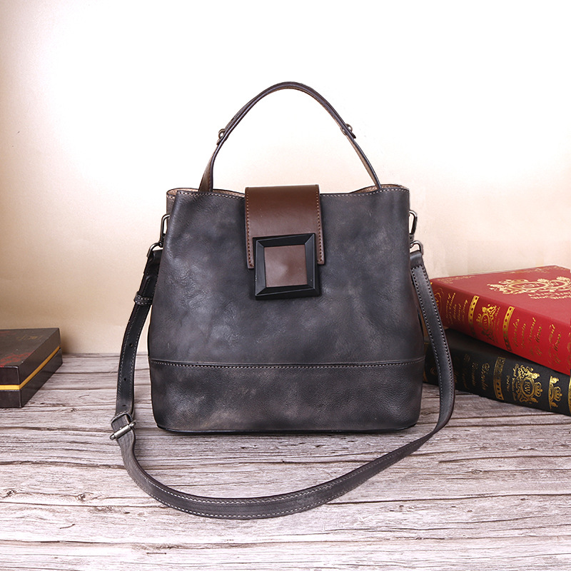V888-ELOSUNG33158-202506051612-00 Vintage Grey Leather Handbag - Elegant Multi-Functional Design - Image 1