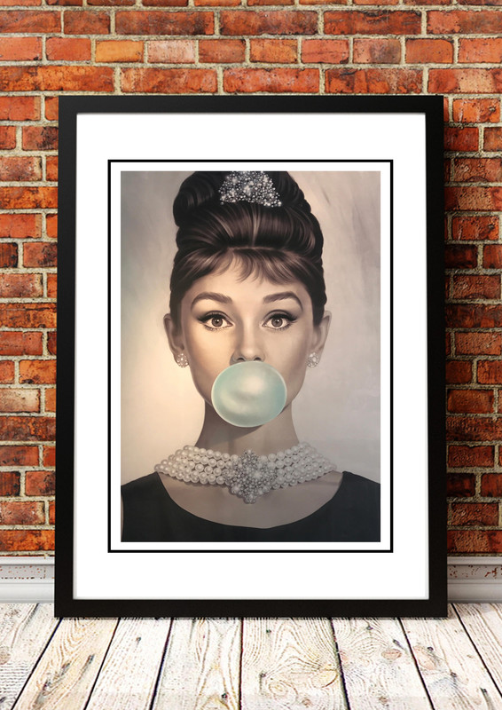 V967-SS0439-A3-202504150911-00 Audrey Hepburn ‘Bubblegum’ Pop Art Poster - Framed A3 - Image 1