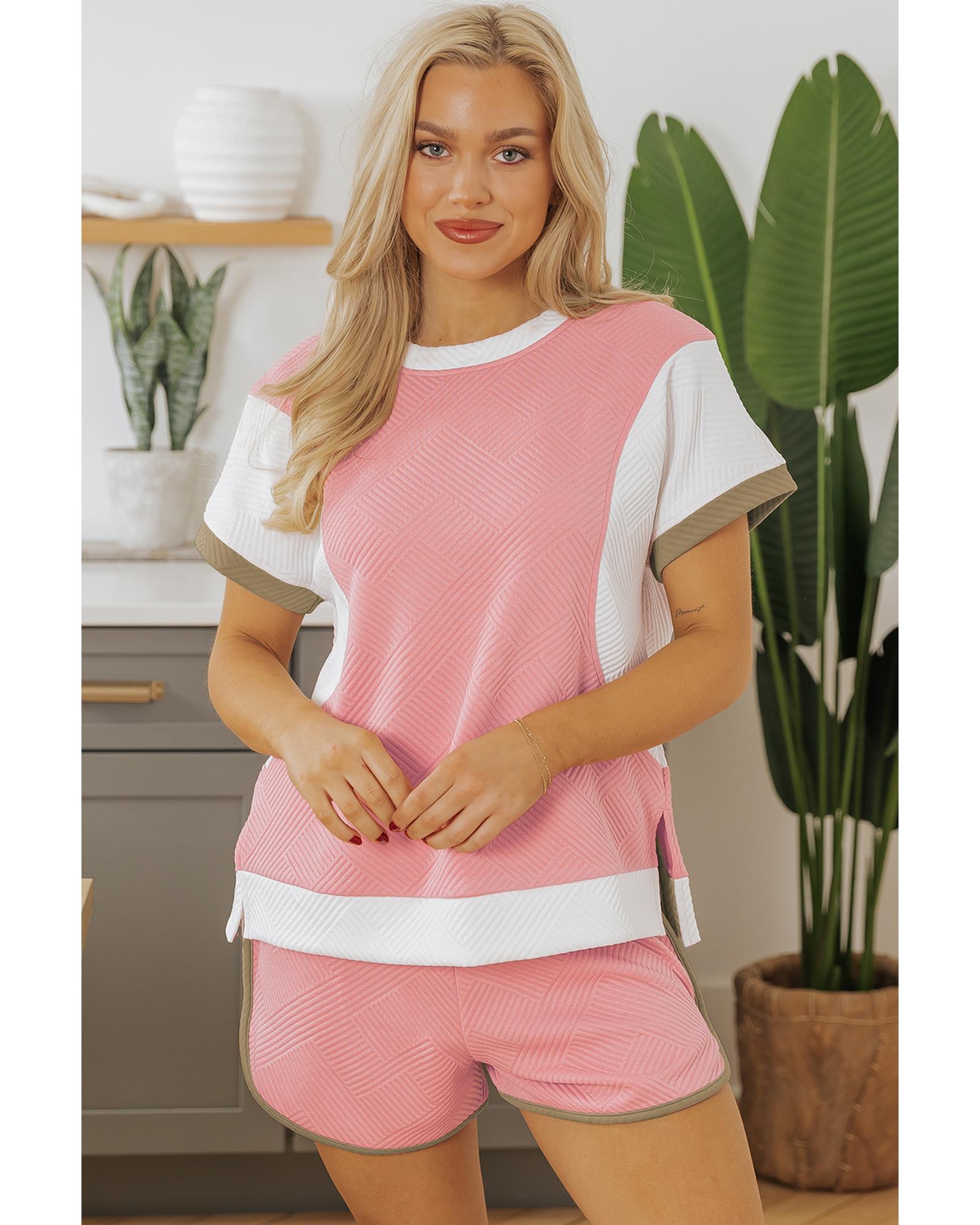 V539-AZEXDC626751-P1022-XL-202508280620-00 Pink Textured Colorblock Patchwork Tee Two Piece Shorts Set - XL - Image 1