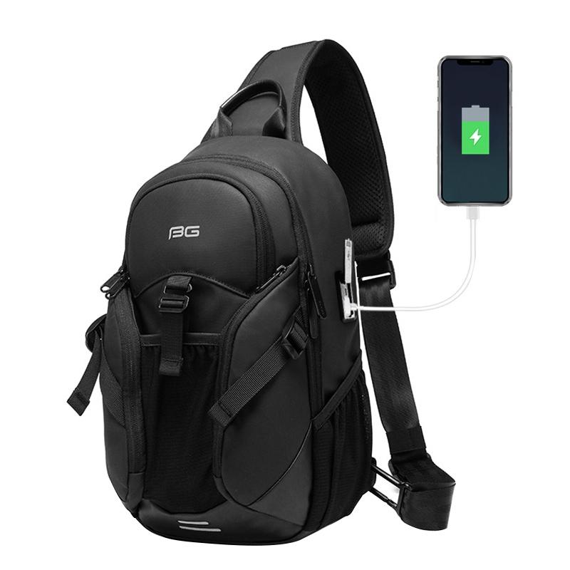 V562-B4872GO-202508271615-00 Waterproof Men Crossbody Chest Bag With Usb Port 36X22X10Cm Black - Image 1
