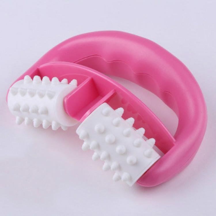 V562-C1042140020DBT-202508292045-00 Round Handle Massager Manual Two-Wheel Plastic T9142 - Red - Image 1