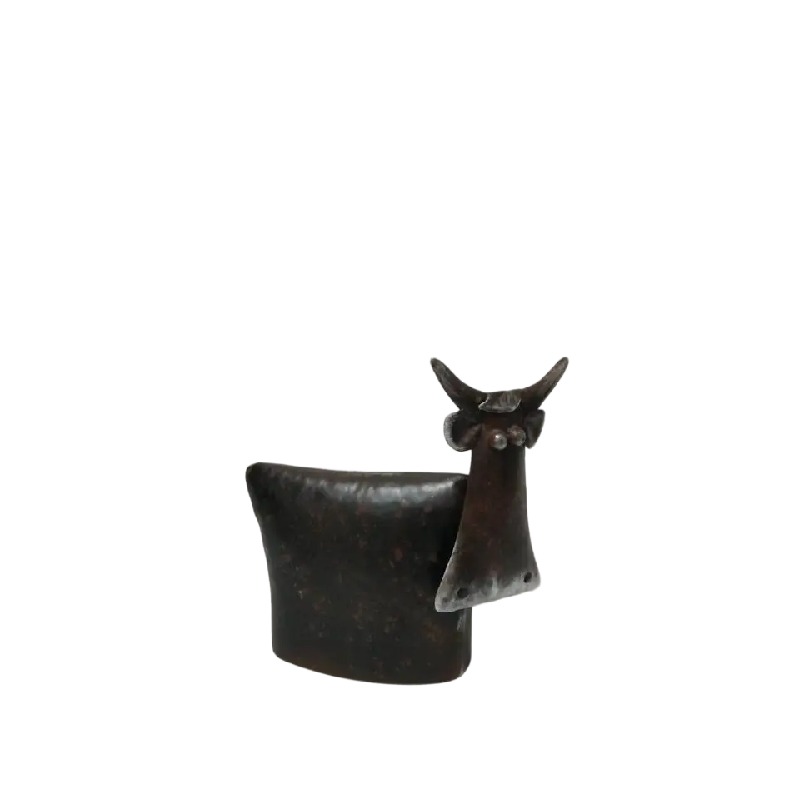 V637-40470COW-202508251517-00 Natures Art Sitting Cow 25cm - Image 1
