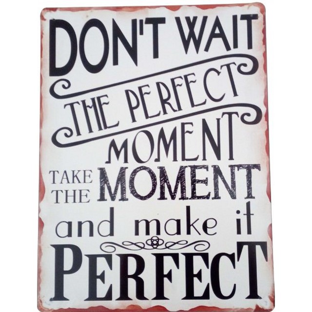 V637-WF-RAC-146-202508260610-00 Perfect Moment Metal Wall Art 40cm - Image 1