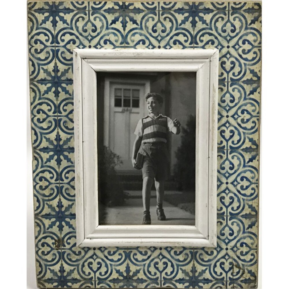 V637-WF-WOO-1051-202508260653-00 Rustic Single Photo Frame 30cm - Image 1