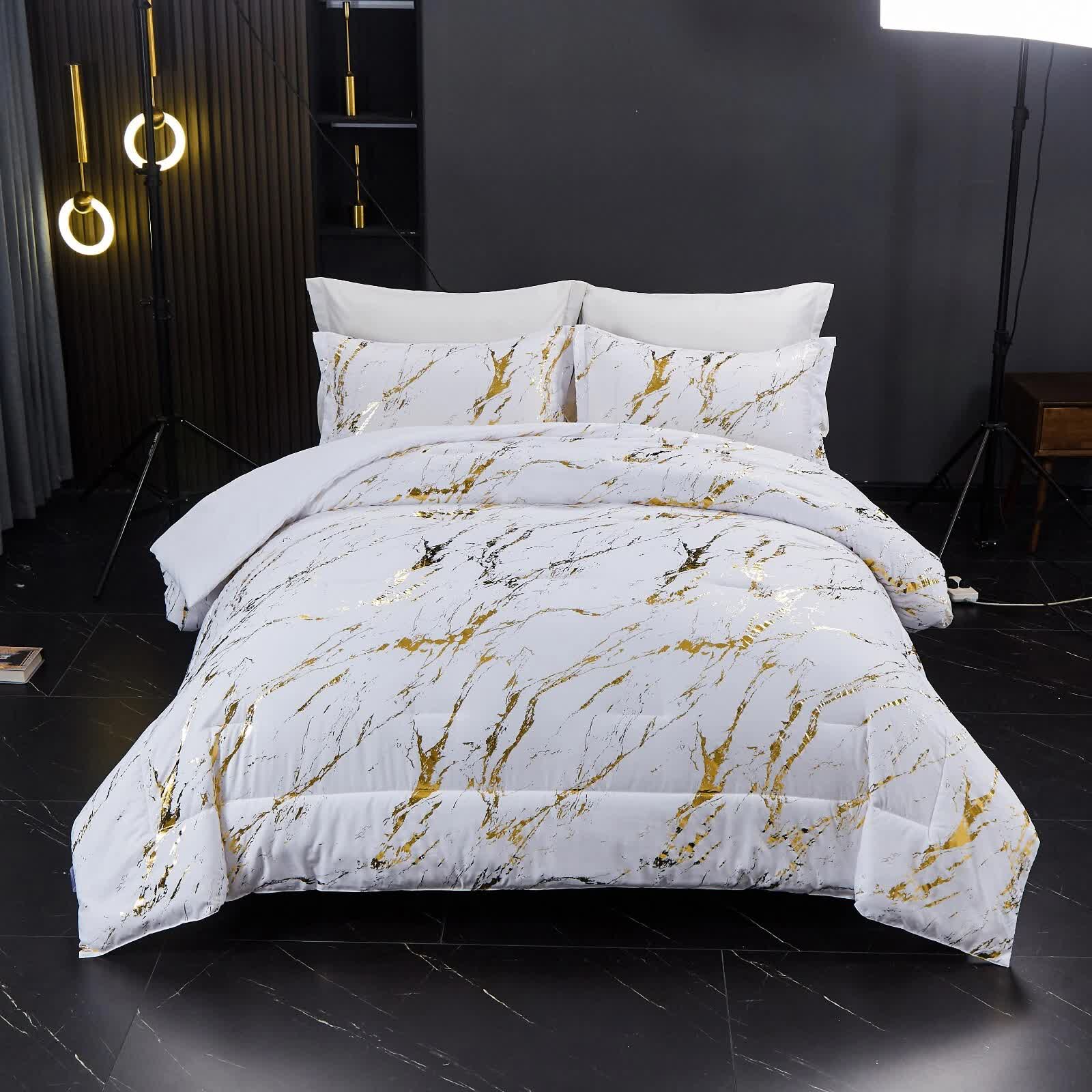 V745-MAB010510AJ3-202508061202-00 Cloud Rest Bedding Collection – Minimal 3‑Piece Comforter - Image 1