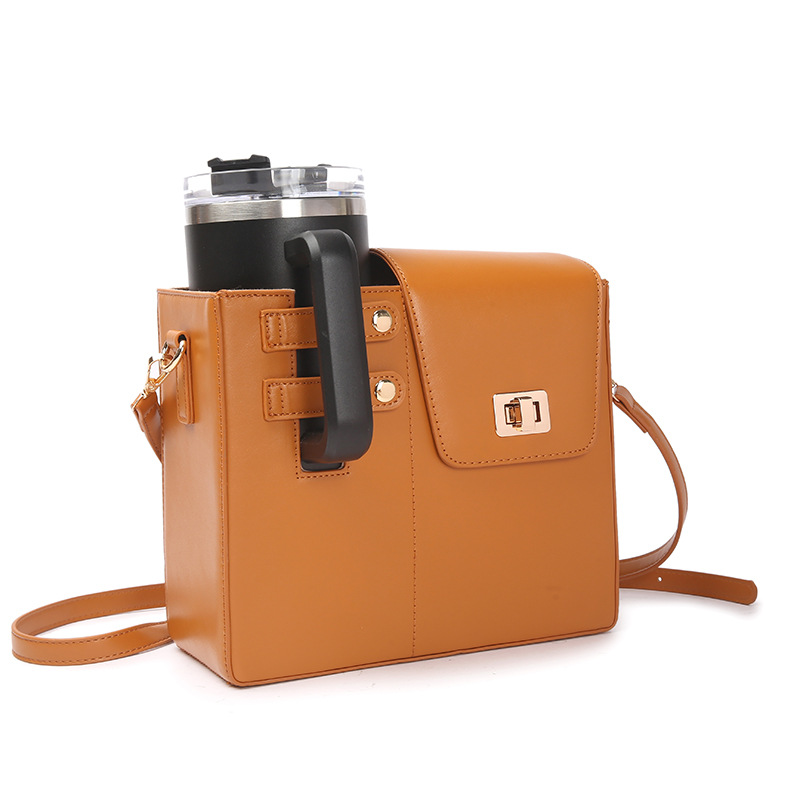 V888-ELOSUNG33387-202506191317-00 Brown Portable Insulated Water Bottle Carrier Bag with Adjustable Shoulder Strap - Crossbody Drink Holder for Outdoor Activities - Image 1