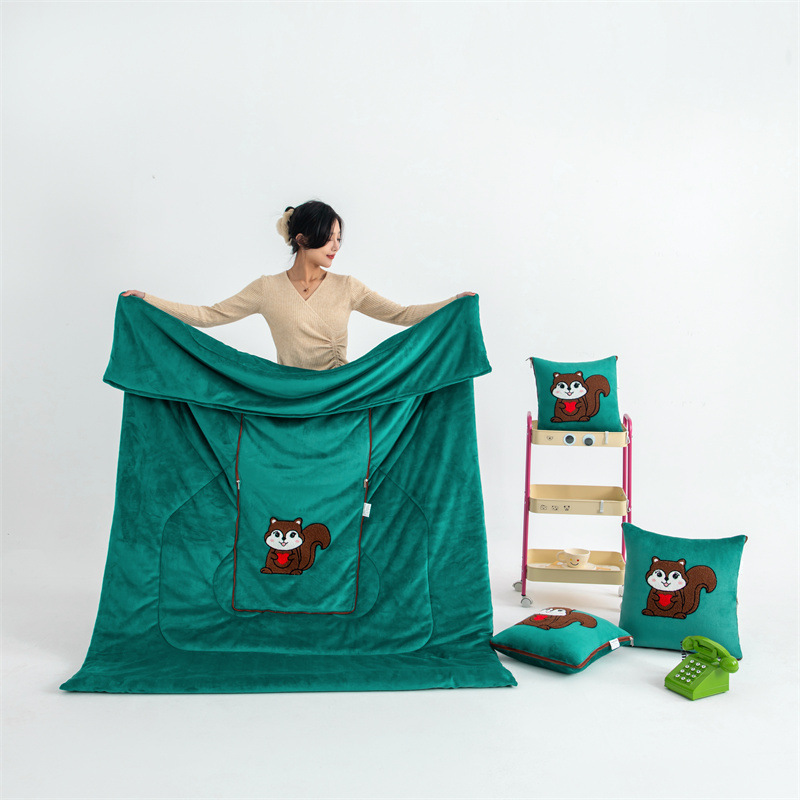 V888-ELOSUNG33521-202506301130-00 Dark Green Little Squirrel - 2-in-1 Foldable Car Pillow Blanket - Cozy 40x40cm Pillow, Unfolds to 100x150cm Blanket for Travel and Office Naps - Image 1