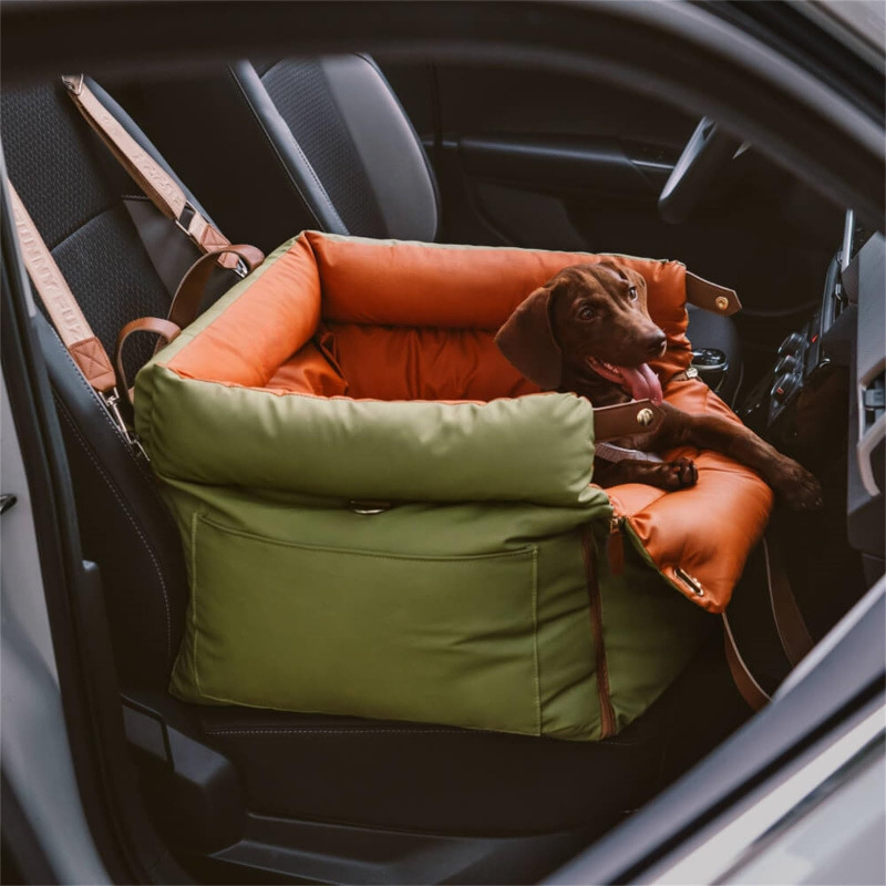 V888-ELOSUNG36100-202507301017-00 Green and Orange Premium Plush Pet Booster Car Seat - Portable Dog Travel Bed with Non-Slip Base - Image 1